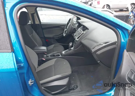 2012 Ford Focus Se z USA, uszkodzony, nr VIN 1FAHP3F23CL447469